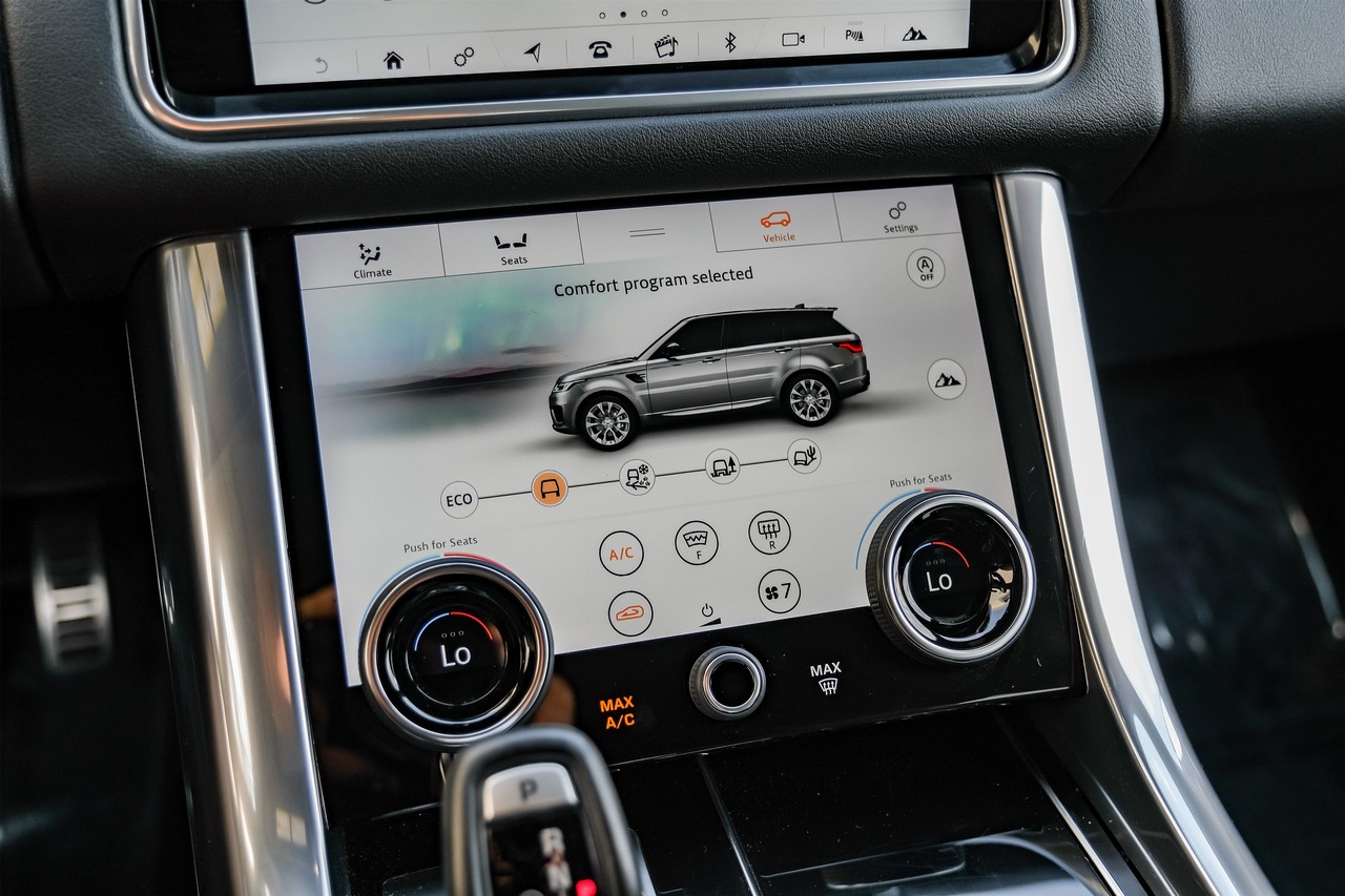 Land Rover Range Rover Sport Vehicle Main Gallery Image 28