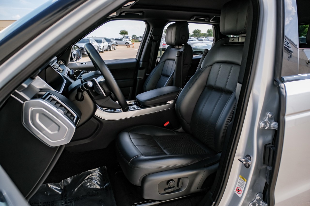 Land Rover Range Rover Sport Vehicle Main Gallery Image 33
