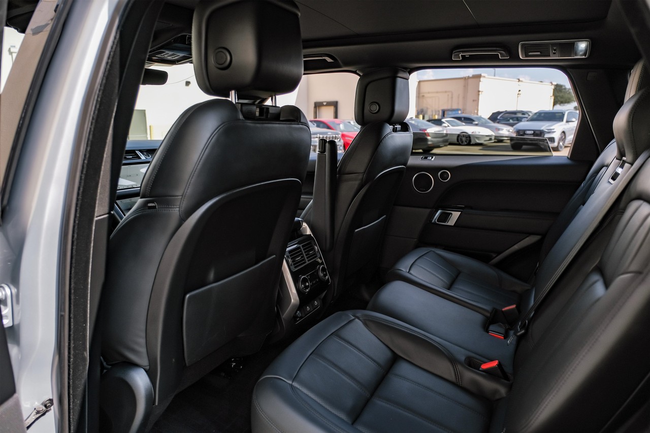 Land Rover Range Rover Sport Vehicle Main Gallery Image 38