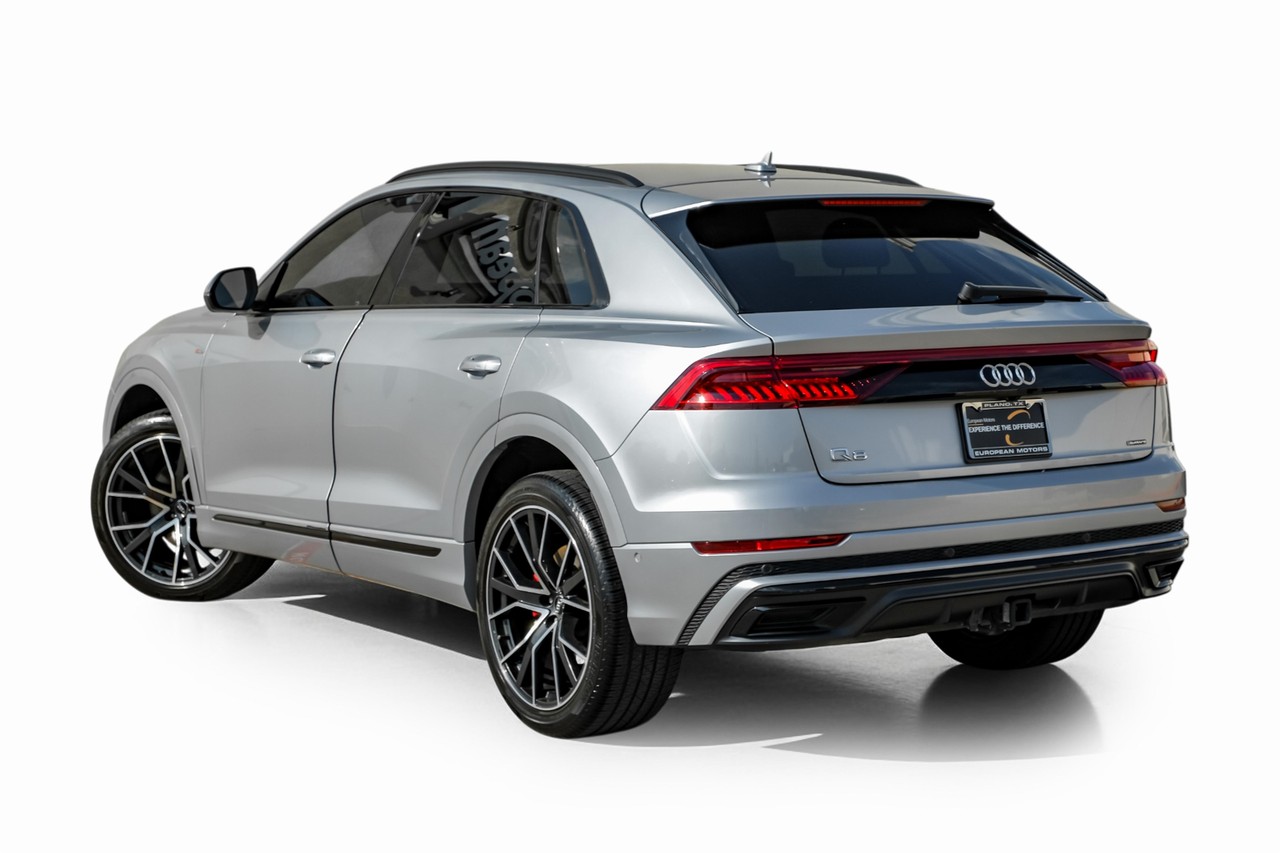 Audi Q8 Vehicle Main Gallery Image 11