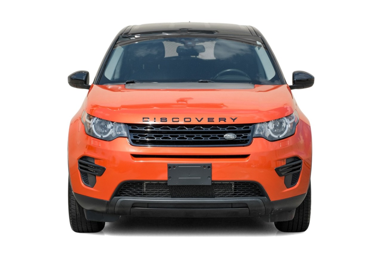Land Rover Discovery Sport Vehicle Main Gallery Image 05