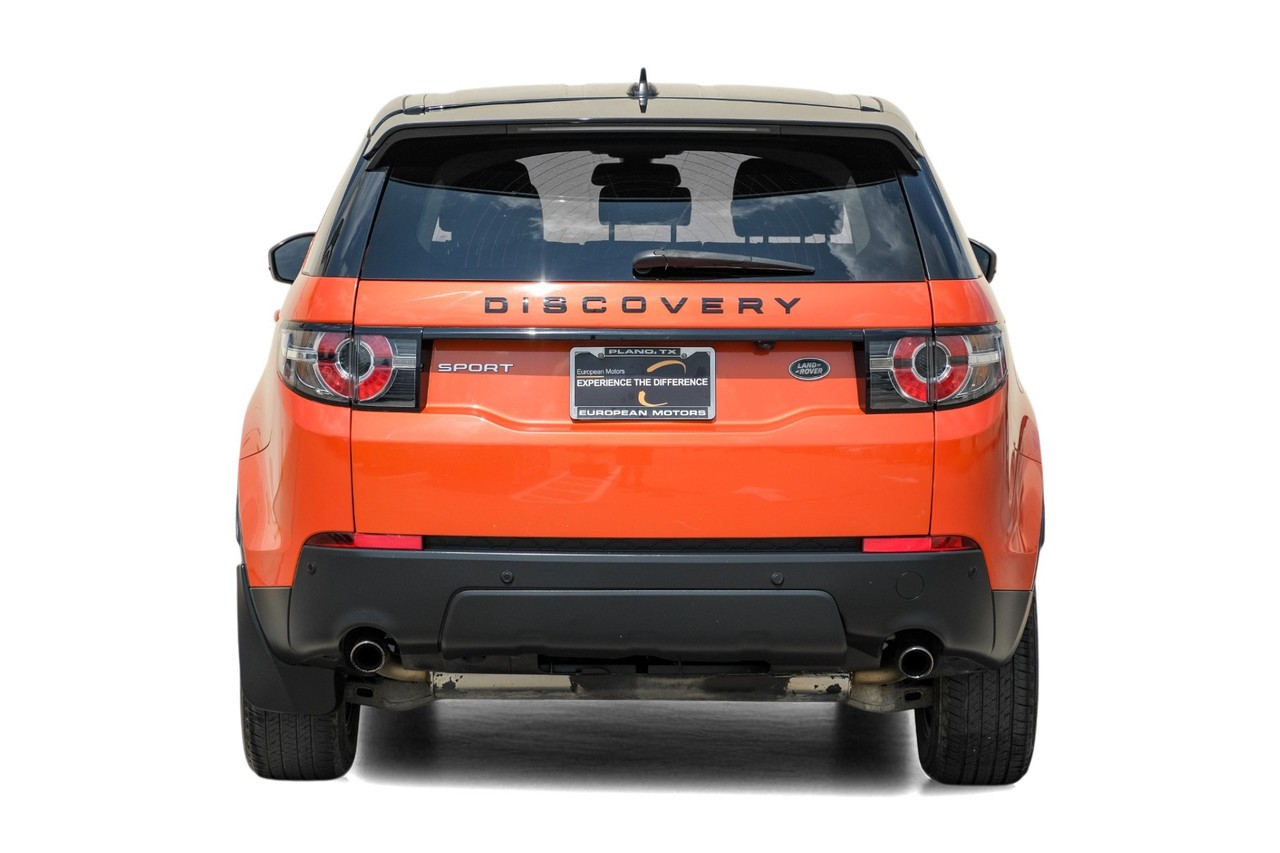 Land Rover Discovery Sport Vehicle Main Gallery Image 09