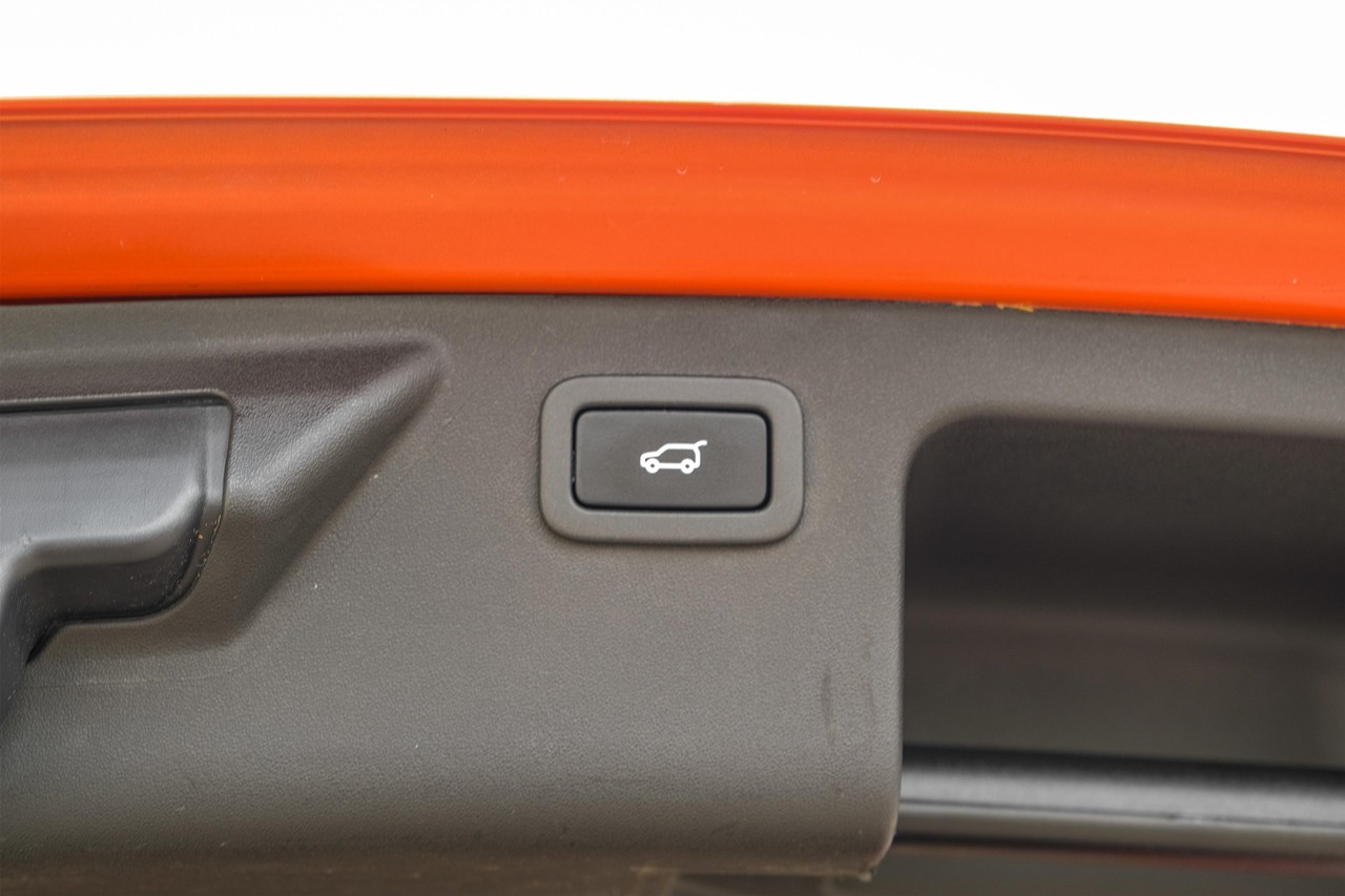 Land Rover Discovery Sport Vehicle Main Gallery Image 49