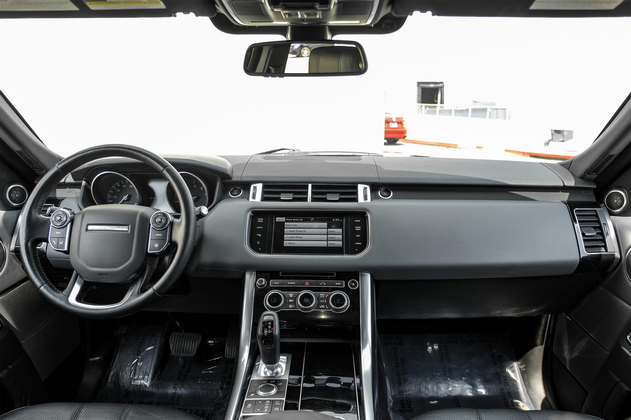 Land Rover Range Rover Sport Vehicle Main Gallery Image 15