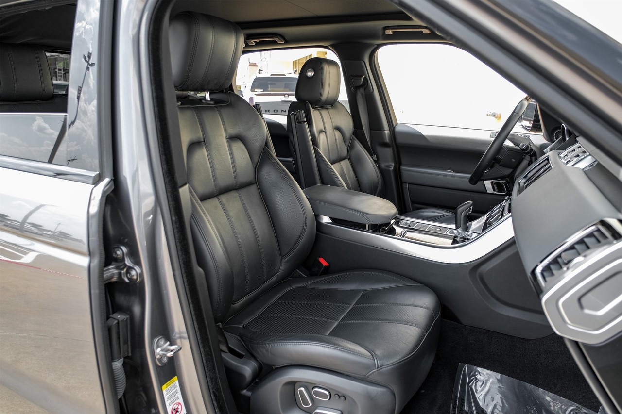 Land Rover Range Rover Sport Vehicle Main Gallery Image 32