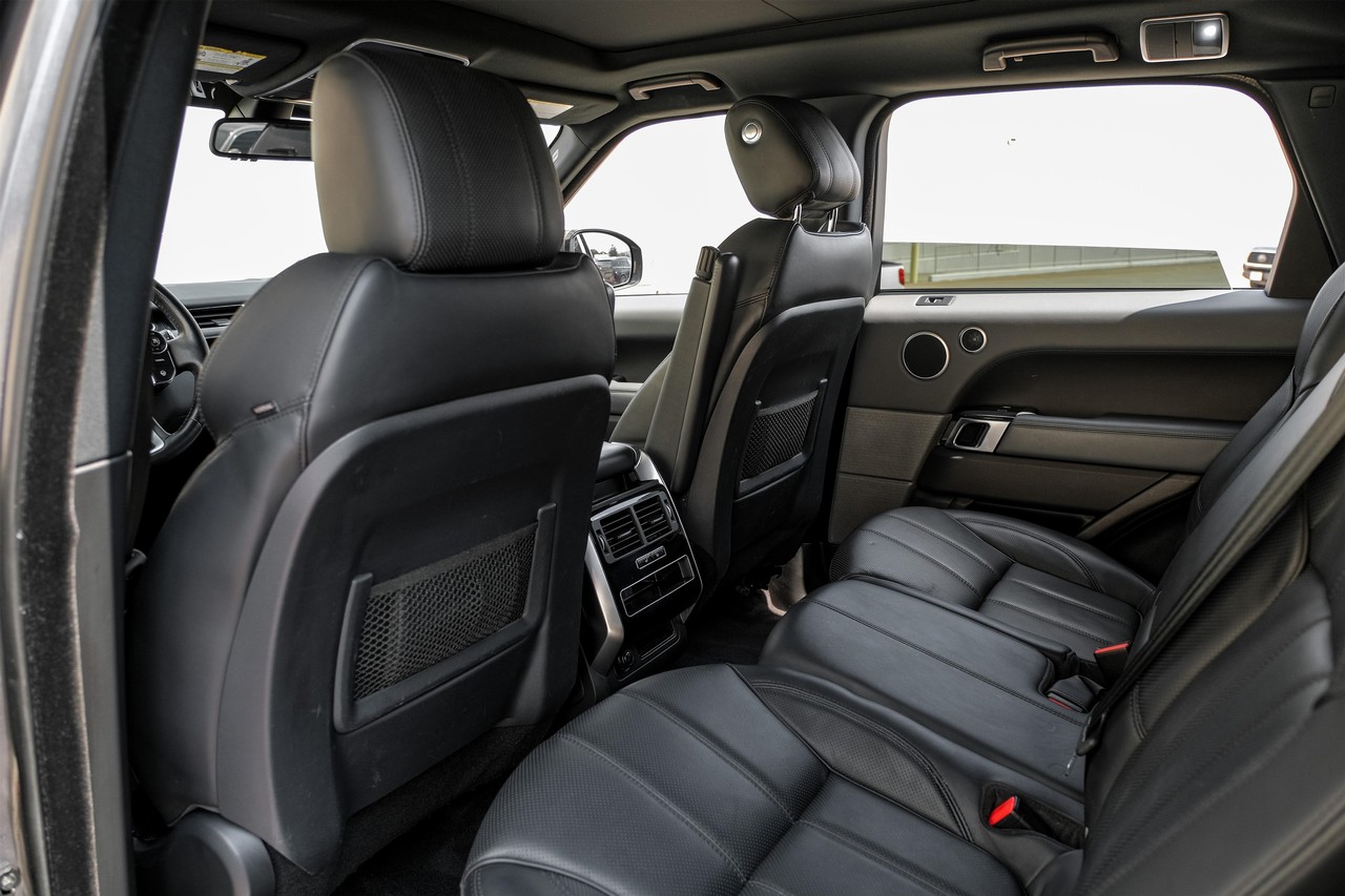 Land Rover Range Rover Sport Vehicle Main Gallery Image 35