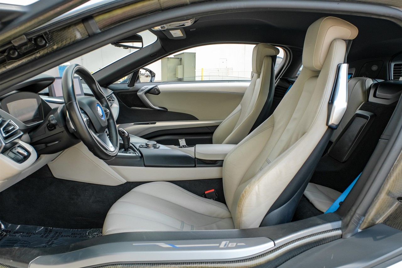 2015 Bmw i8 photo 3