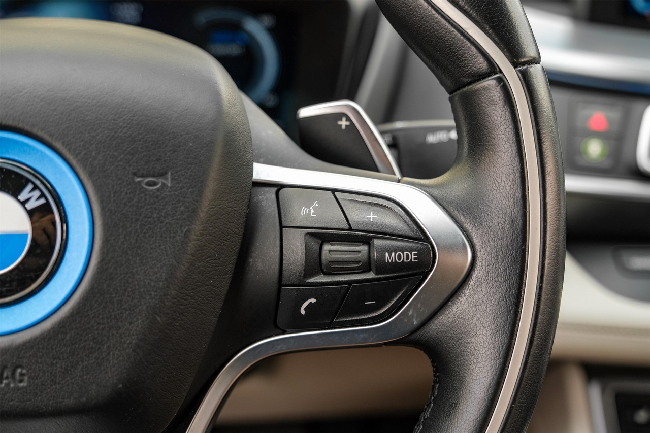 2015 Bmw i8 photo 16