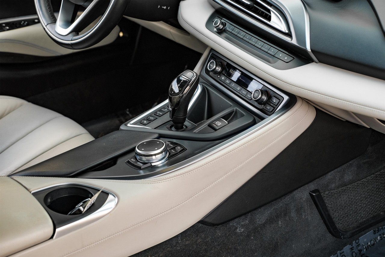 2015 Bmw i8 photo 22