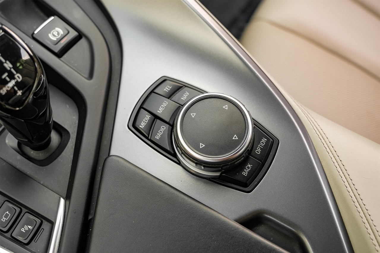 2015 Bmw i8 photo 25