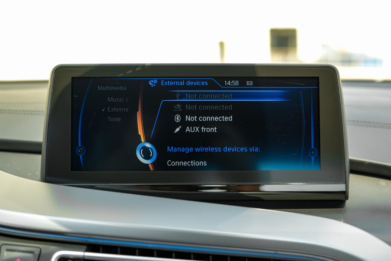 2015 Bmw i8 photo 28