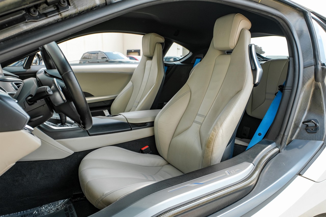 2015 Bmw i8 photo 30