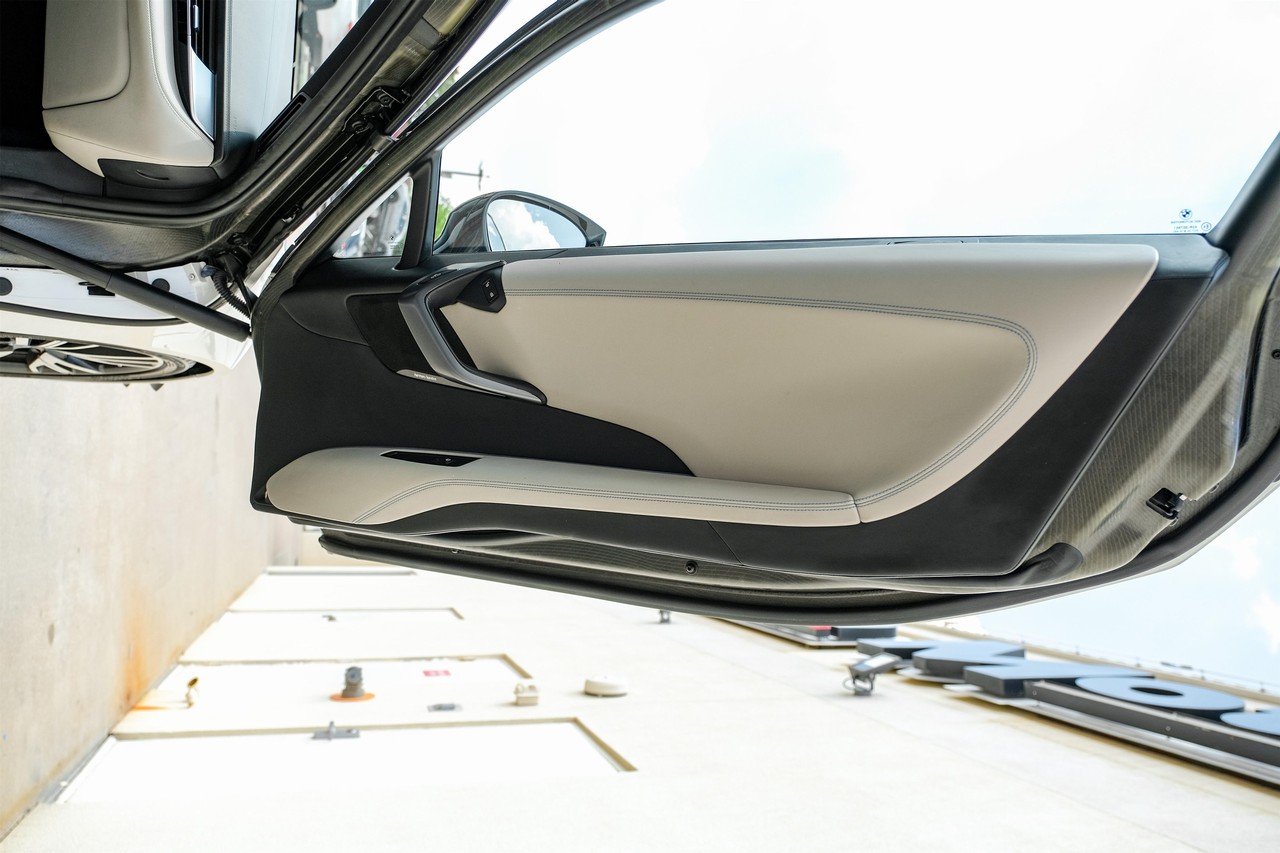 2015 Bmw i8 photo 37