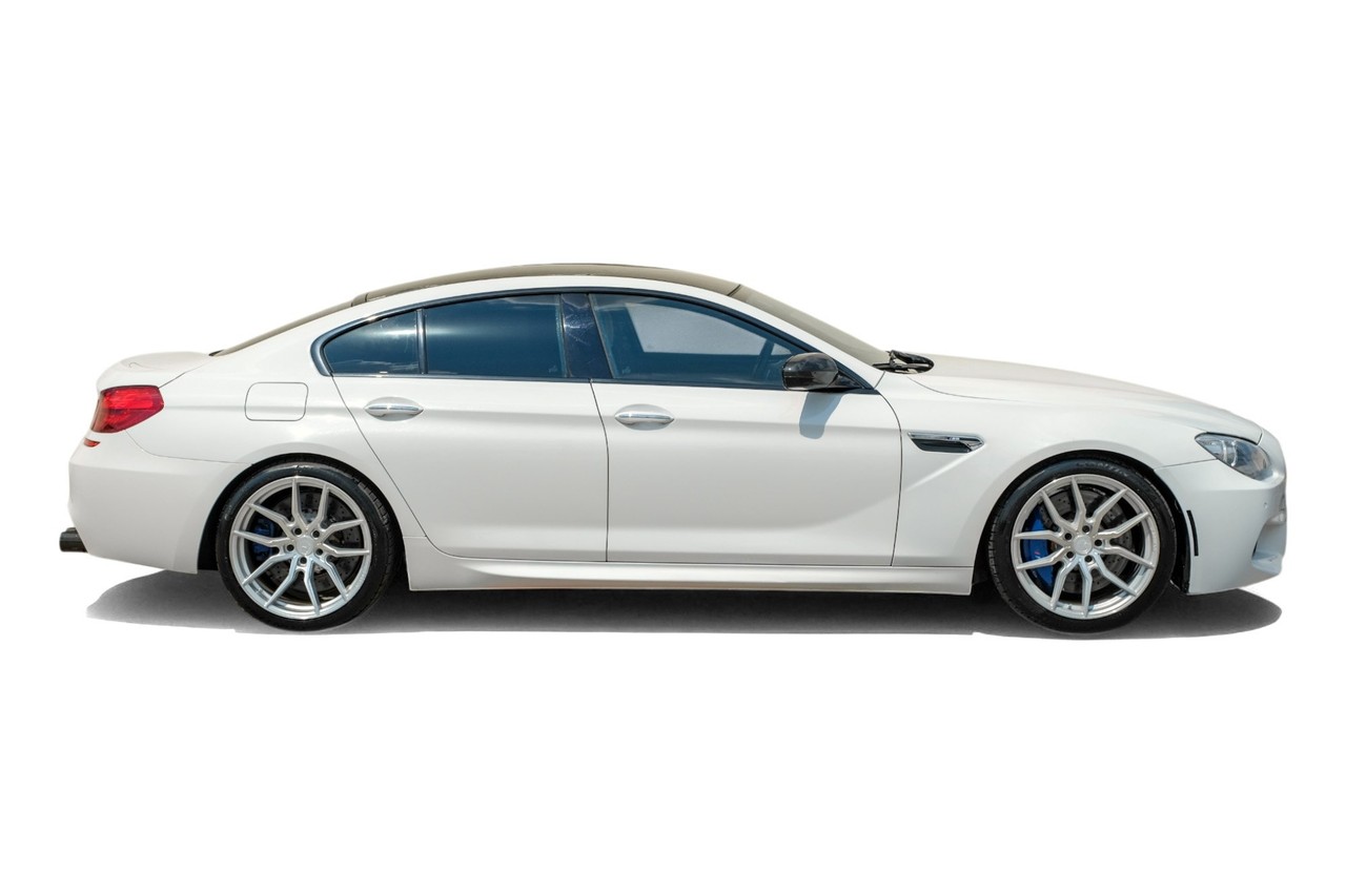 BMW M6 Vehicle Main Gallery Image 07