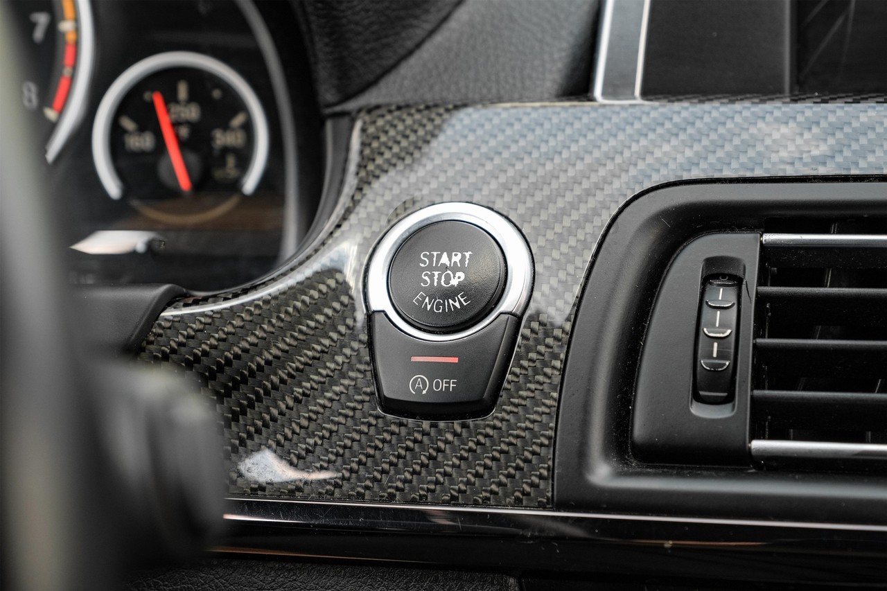 BMW M6 Vehicle Main Gallery Image 20