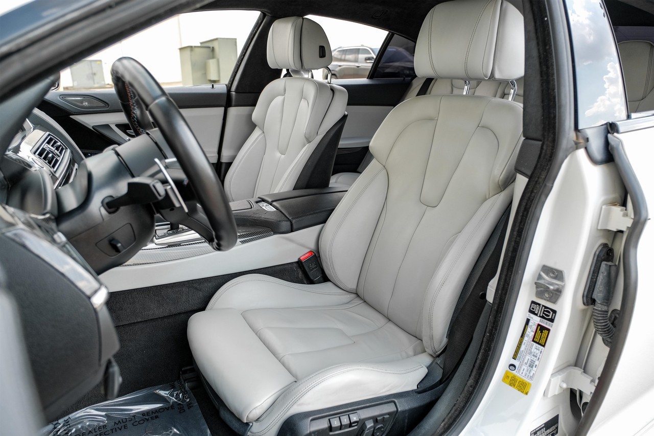 BMW M6 Vehicle Main Gallery Image 30