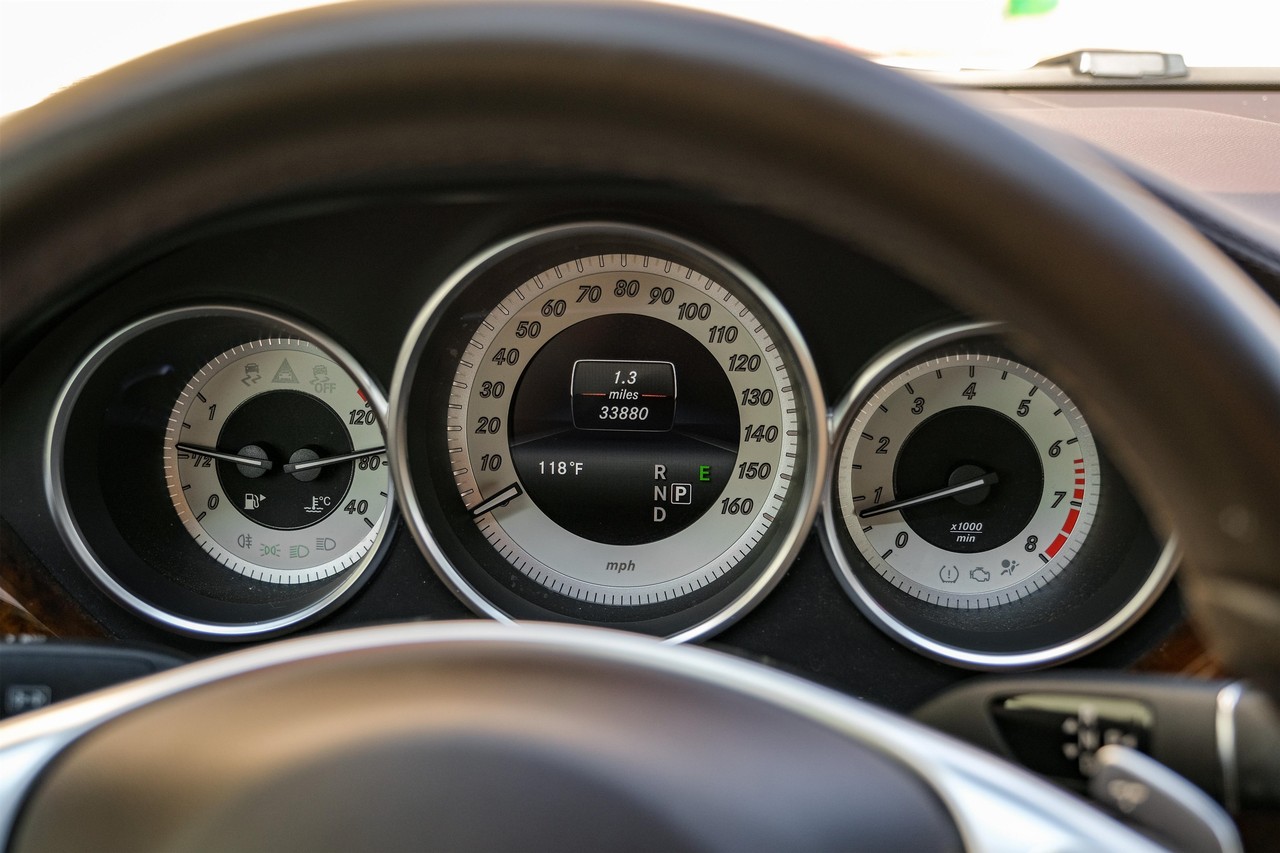 Mercedes-Benz CLS Vehicle Main Gallery Image 19