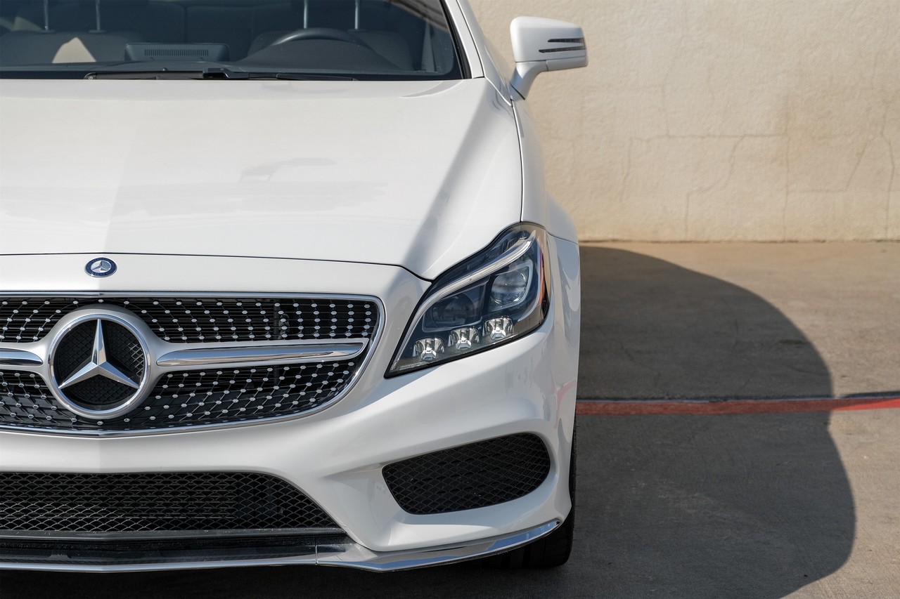 Mercedes-Benz CLS Vehicle Main Gallery Image 45