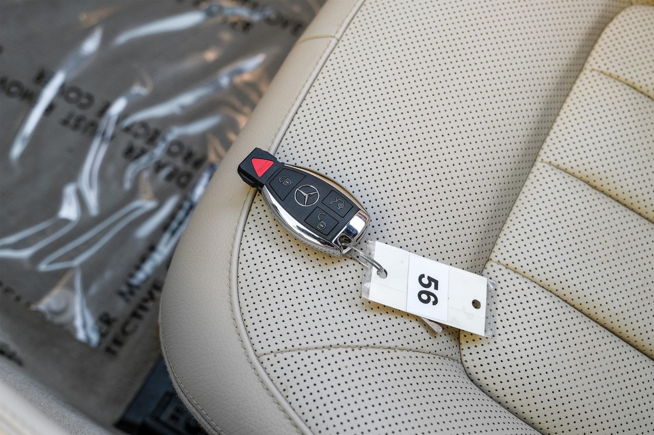 Mercedes-Benz CLS Vehicle Main Gallery Image 53