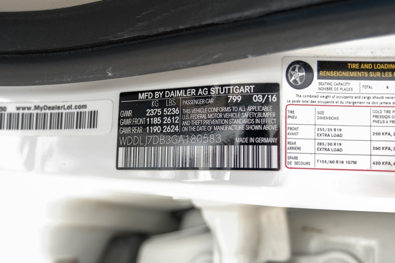 Mercedes-Benz CLS Vehicle Main Gallery Image 54