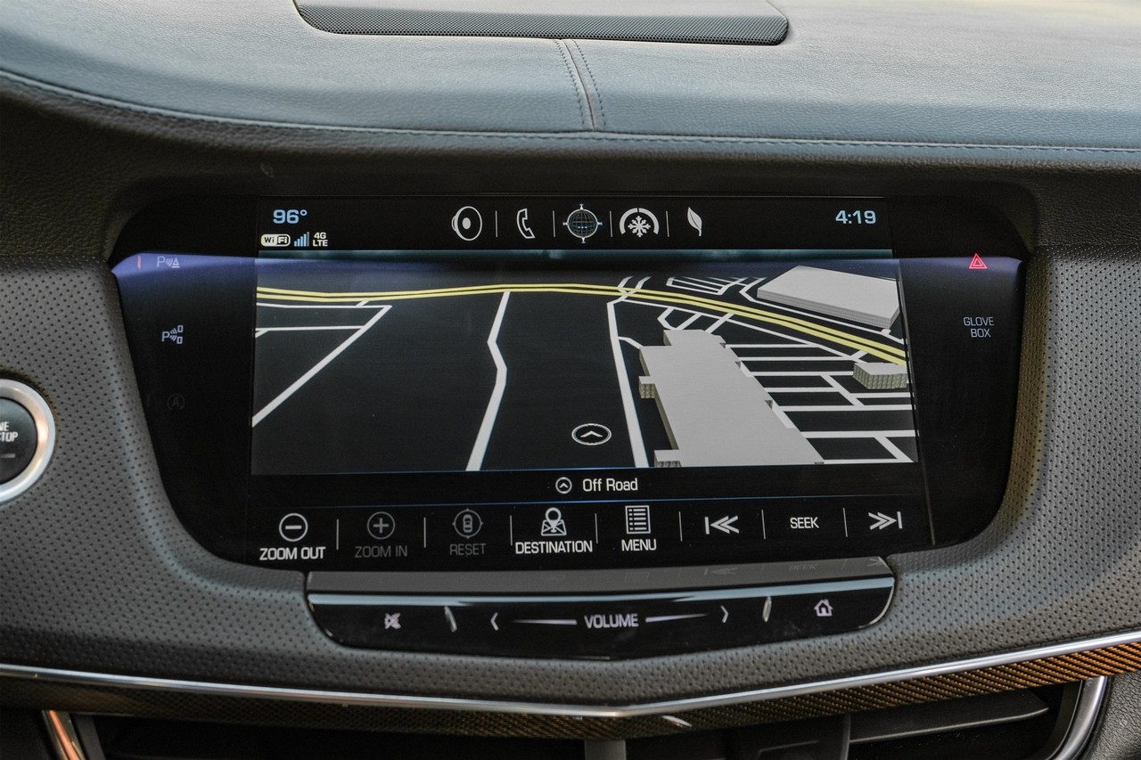 Cadillac CT6 Vehicle Main Gallery Image 21