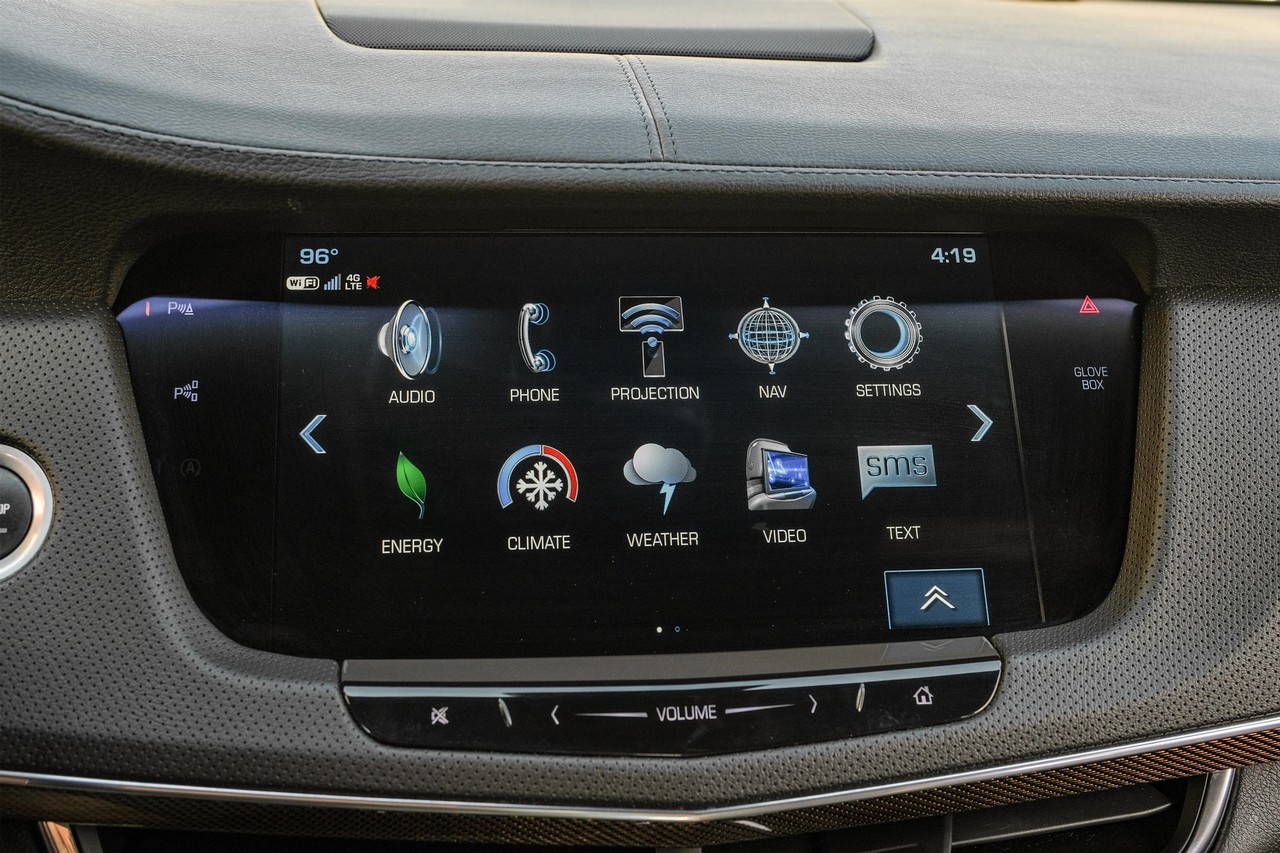 Cadillac CT6 Vehicle Main Gallery Image 27