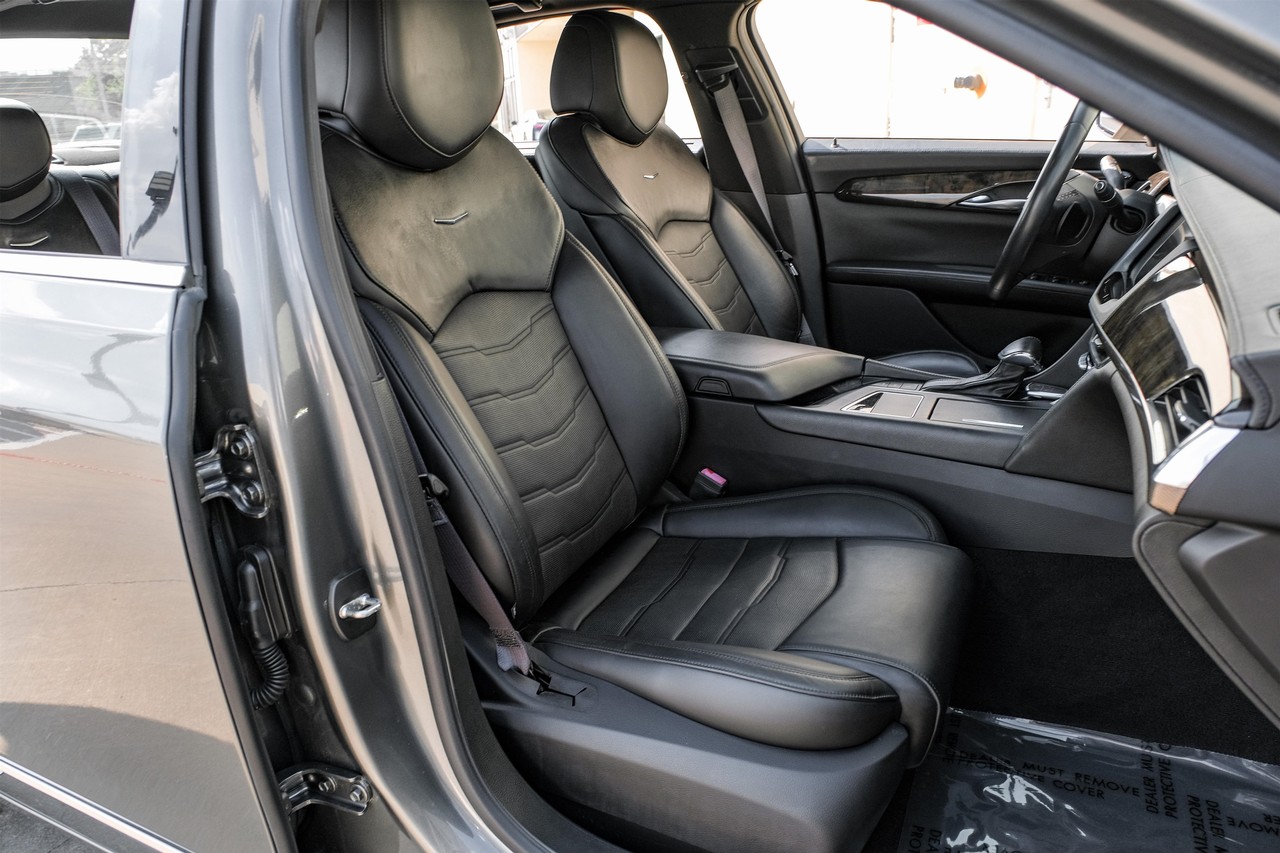 Cadillac CT6 Vehicle Main Gallery Image 31