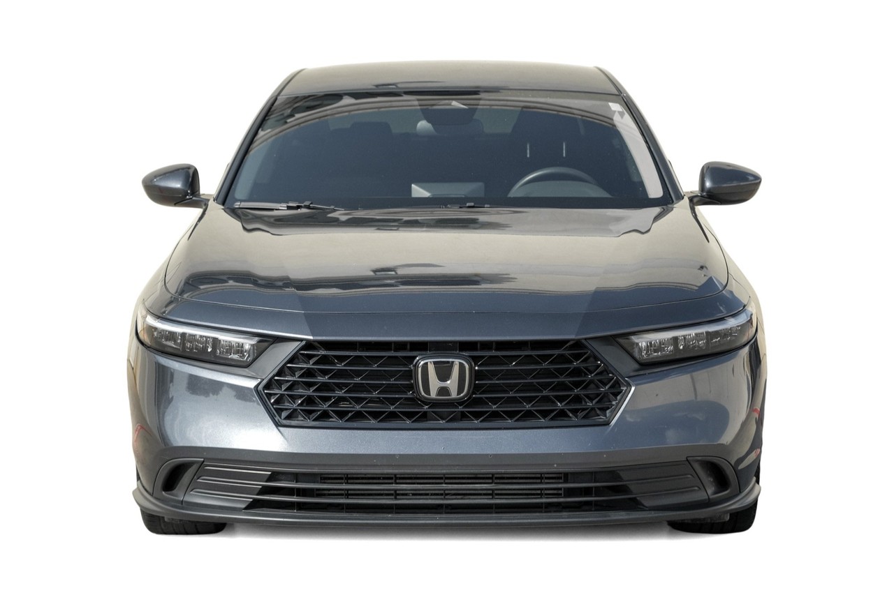 Honda Accord Vehicle Main Gallery Image 05