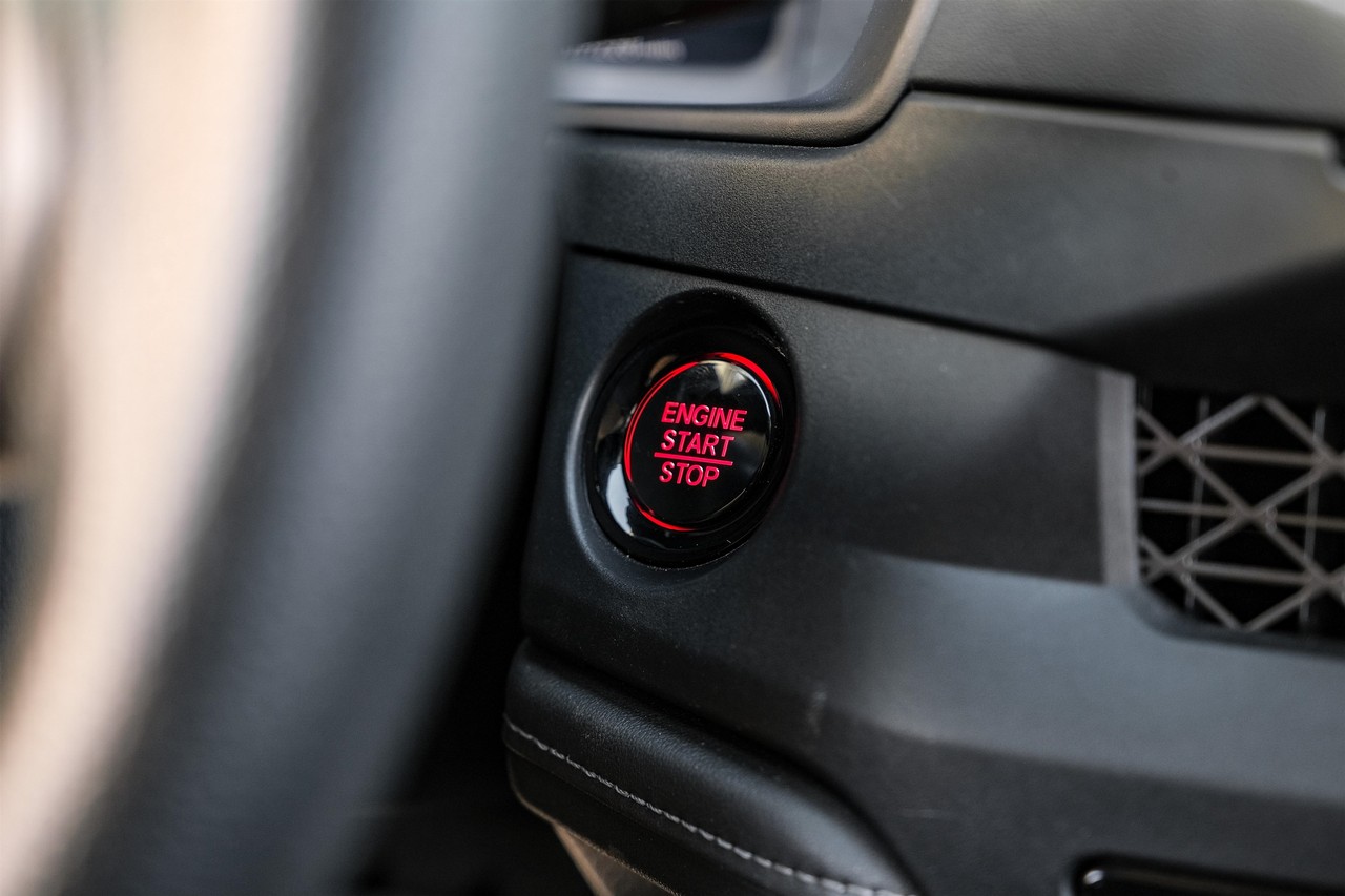 Honda Accord Vehicle Main Gallery Image 20