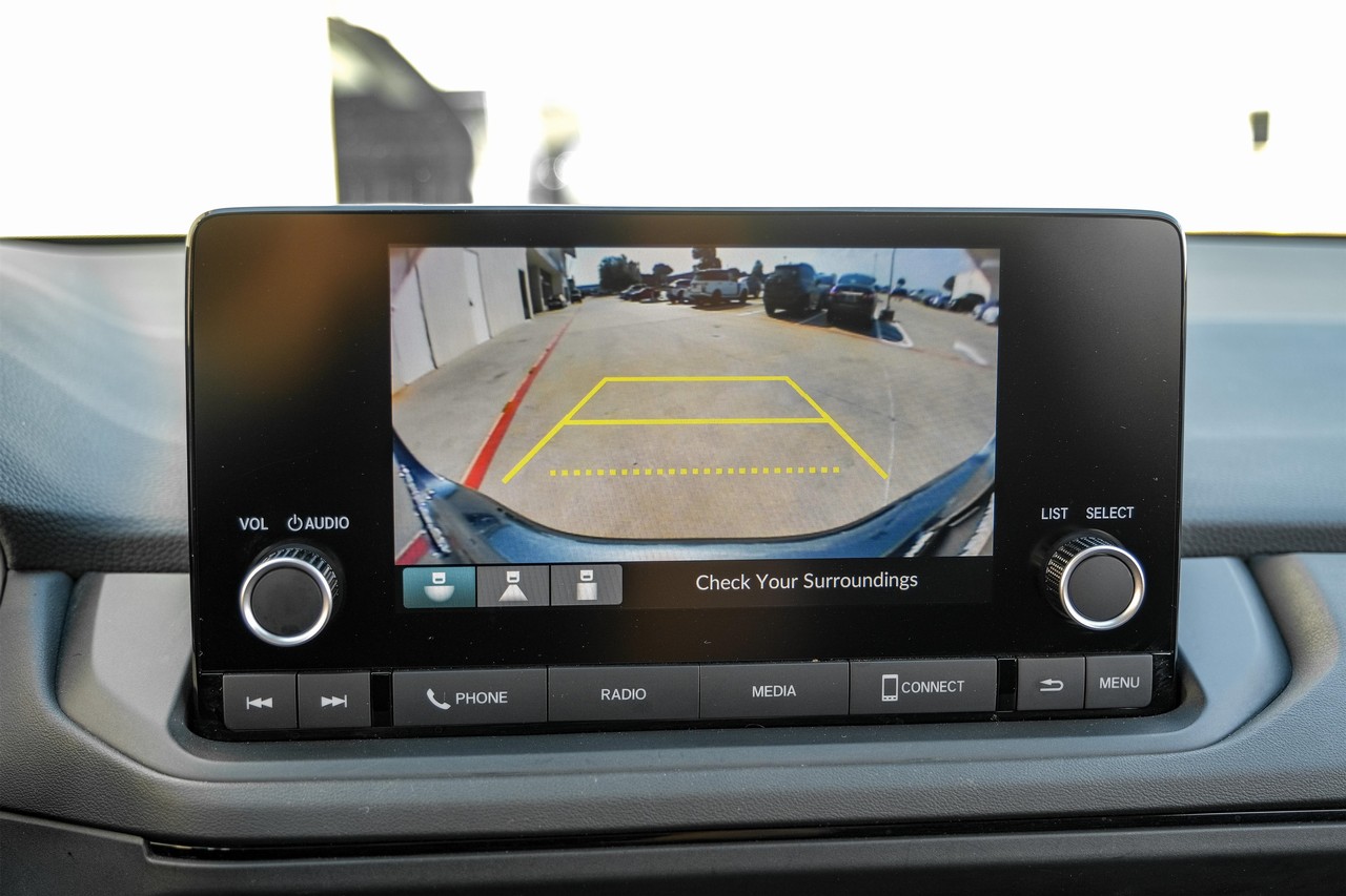 Honda Accord Vehicle Main Gallery Image 21