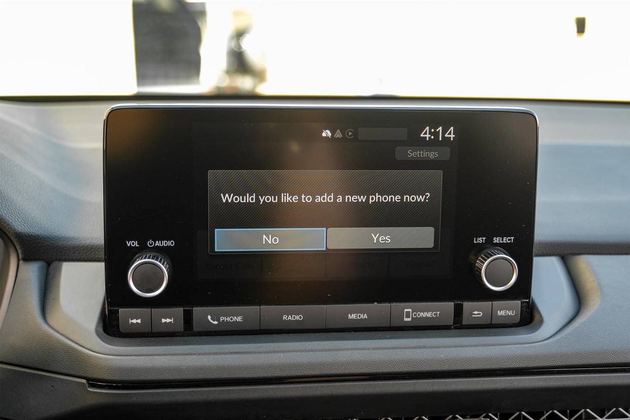 Honda Accord Vehicle Main Gallery Image 28