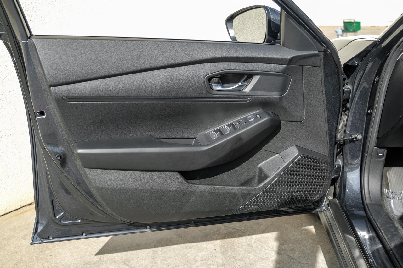 Honda Accord Vehicle Main Gallery Image 39