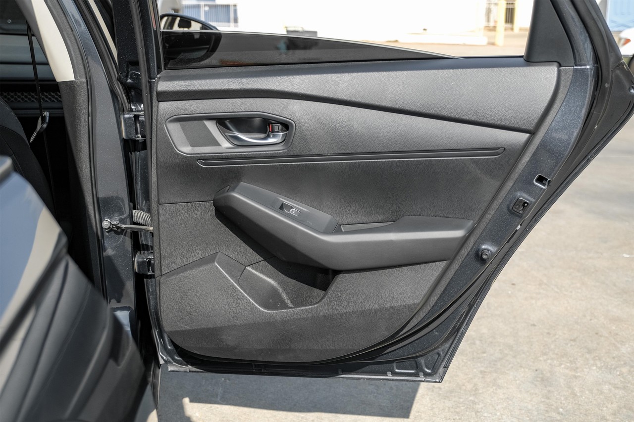 Honda Accord Vehicle Main Gallery Image 43