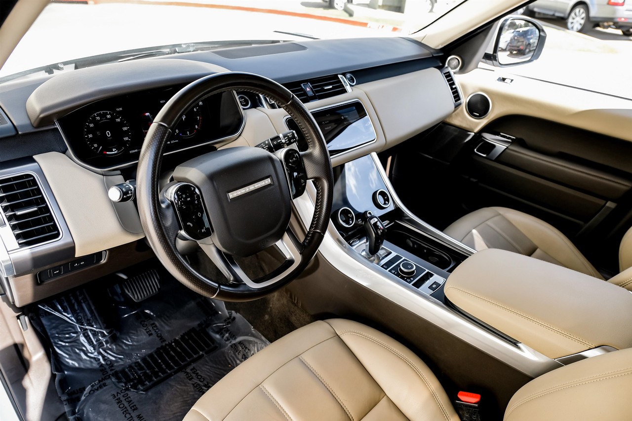 Land Rover Range Rover Sport Vehicle Main Gallery Image 03