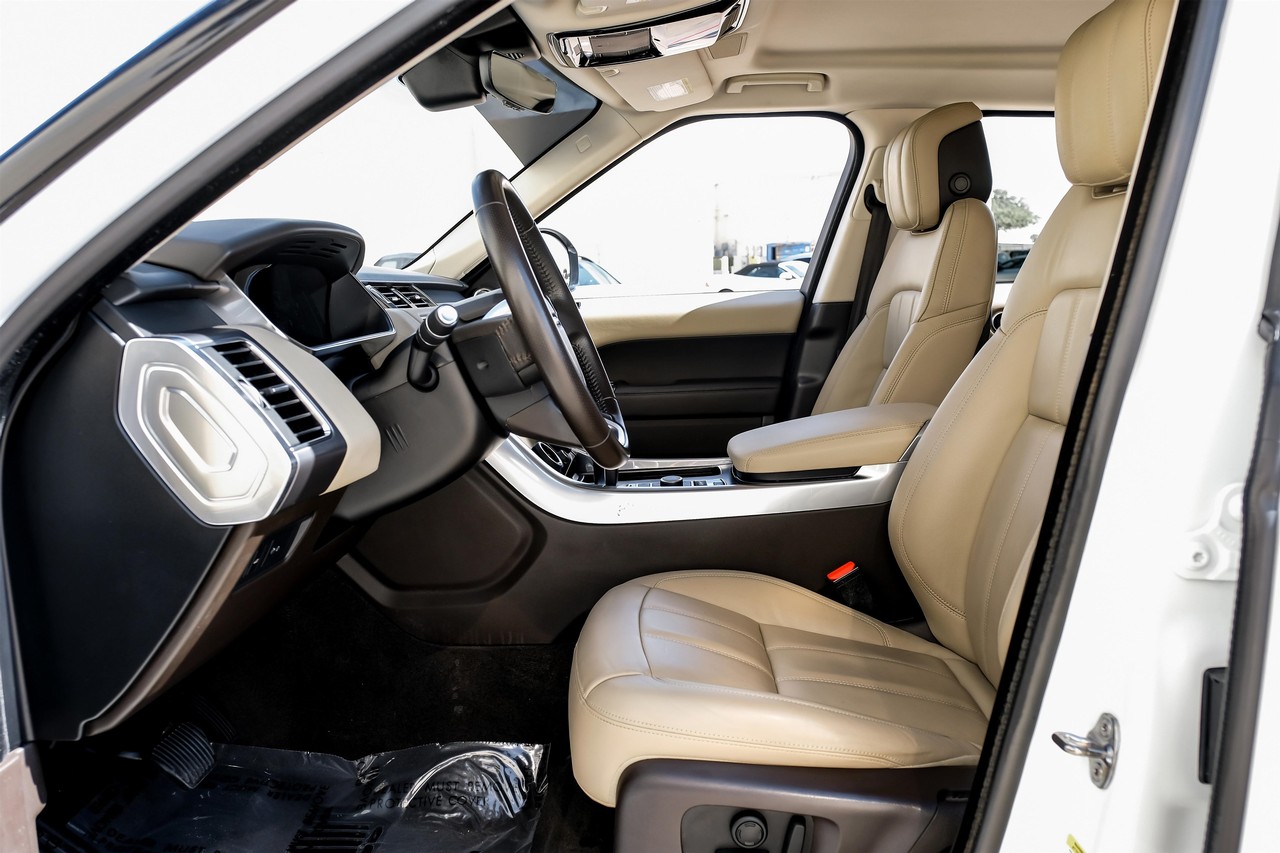 Land Rover Range Rover Sport Vehicle Main Gallery Image 04