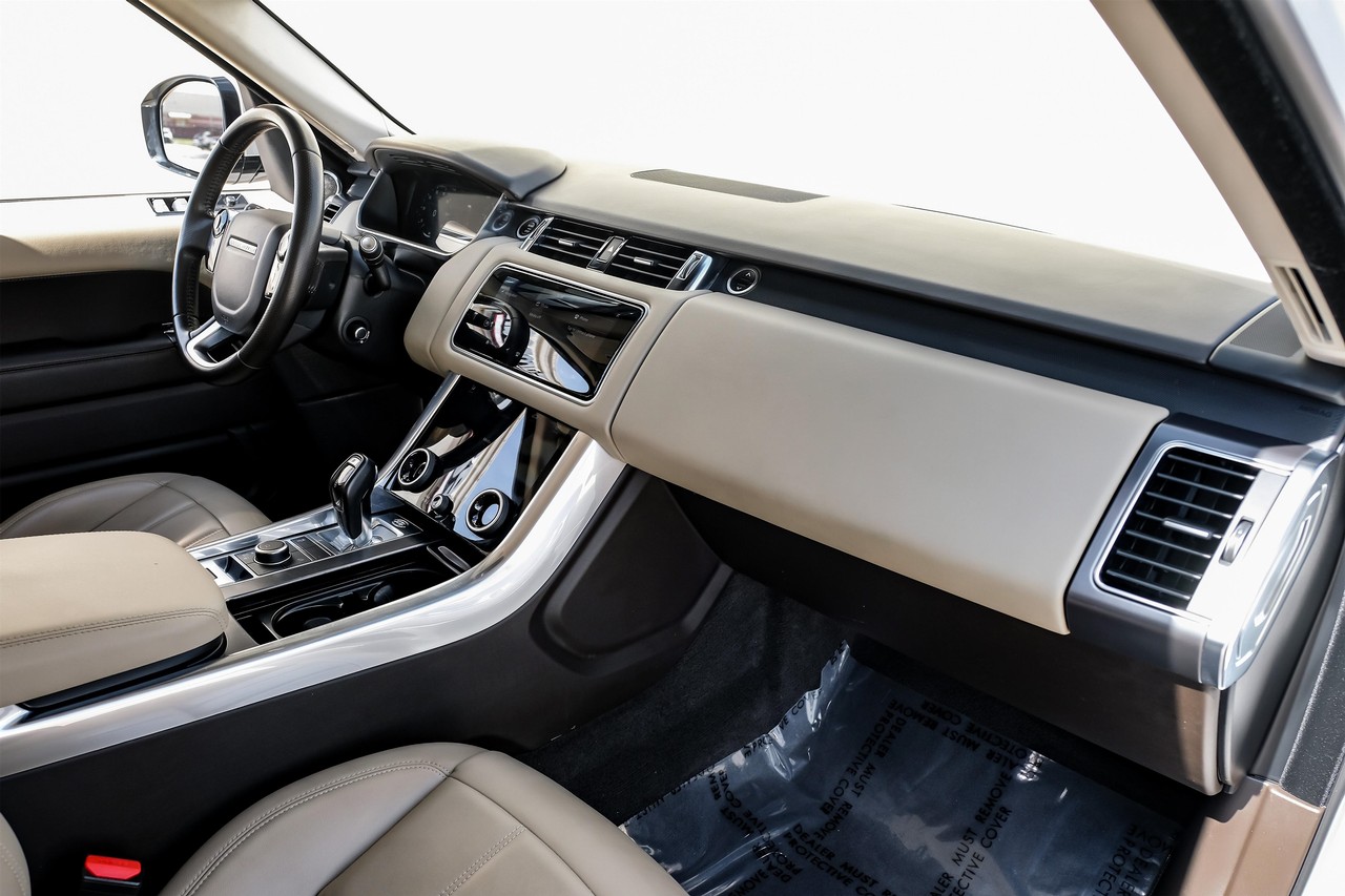 Land Rover Range Rover Sport Vehicle Main Gallery Image 15