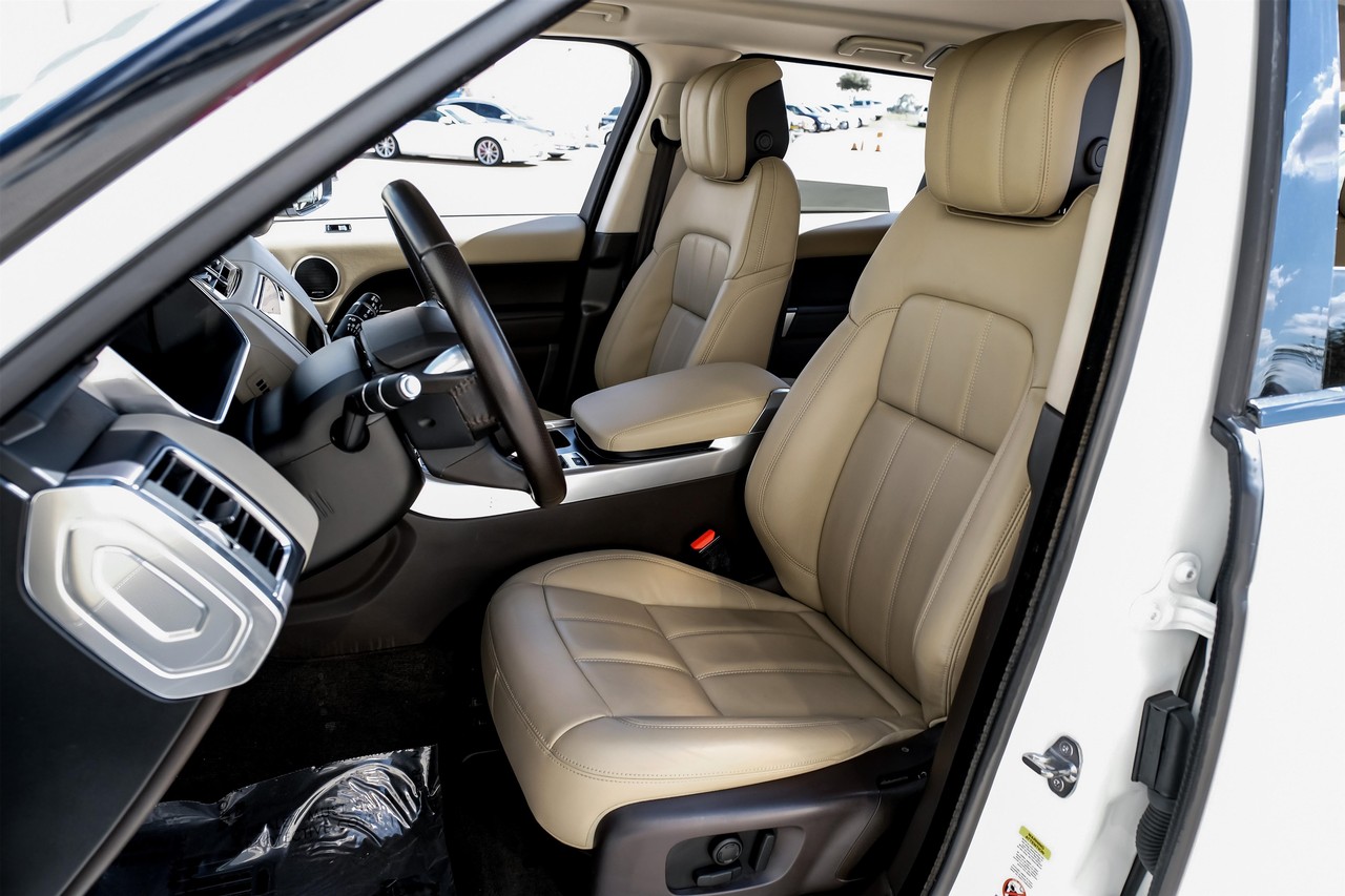 Land Rover Range Rover Sport Vehicle Main Gallery Image 33