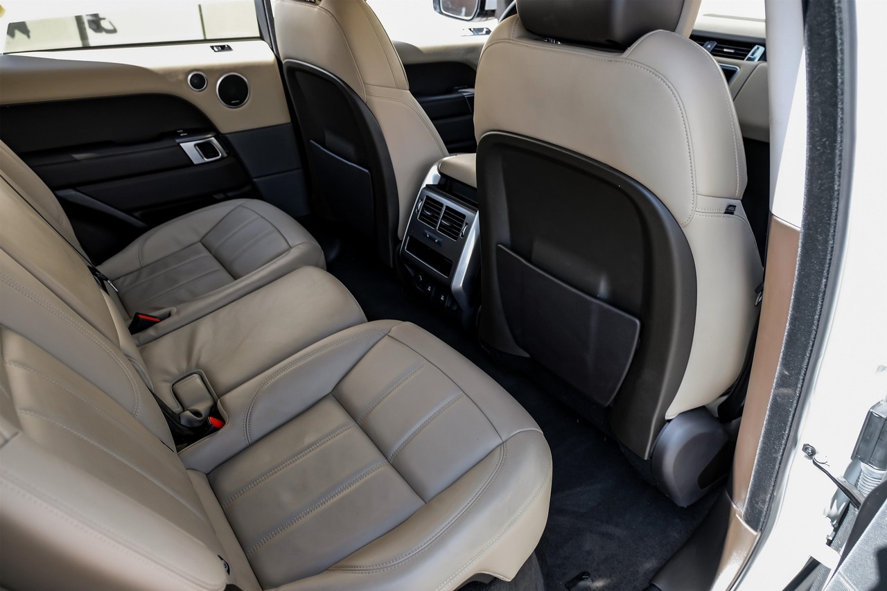 Land Rover Range Rover Sport Vehicle Main Gallery Image 37