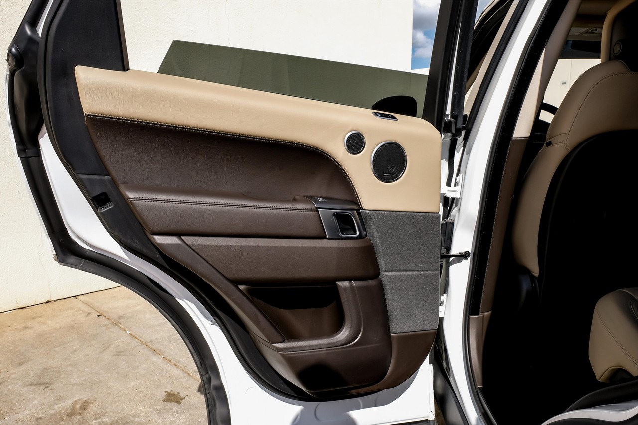 Land Rover Range Rover Sport Vehicle Main Gallery Image 45