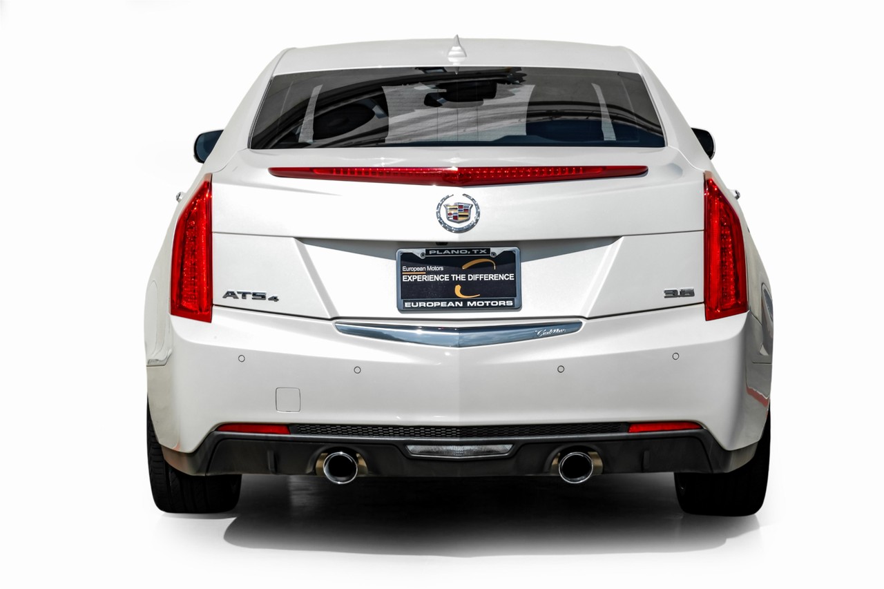 Cadillac ATS Vehicle Main Gallery Image 12