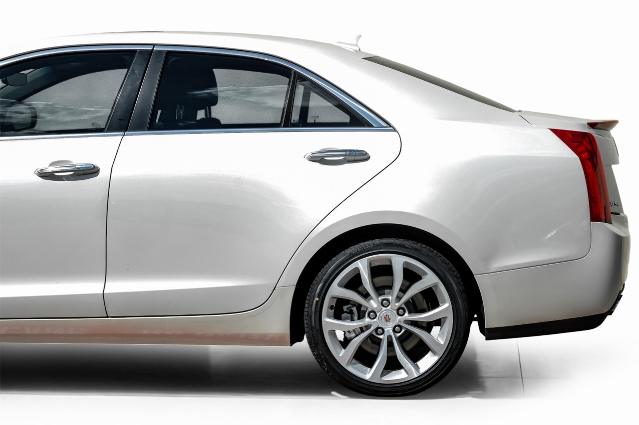 Cadillac ATS Vehicle Main Gallery Image 15