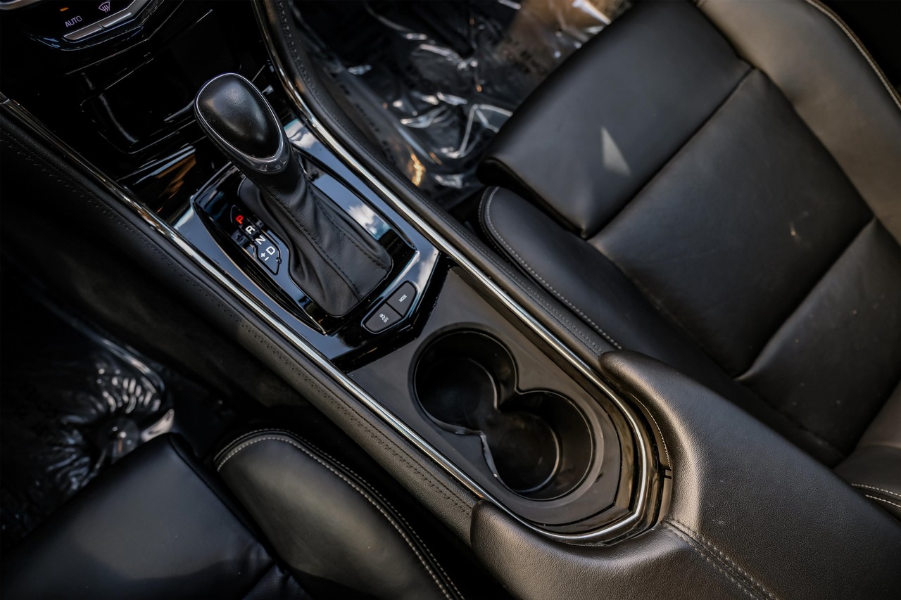 Cadillac ATS Vehicle Main Gallery Image 28