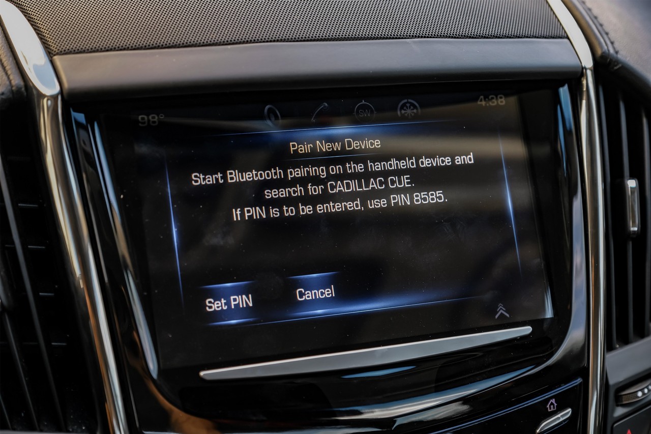 Cadillac ATS Vehicle Main Gallery Image 30
