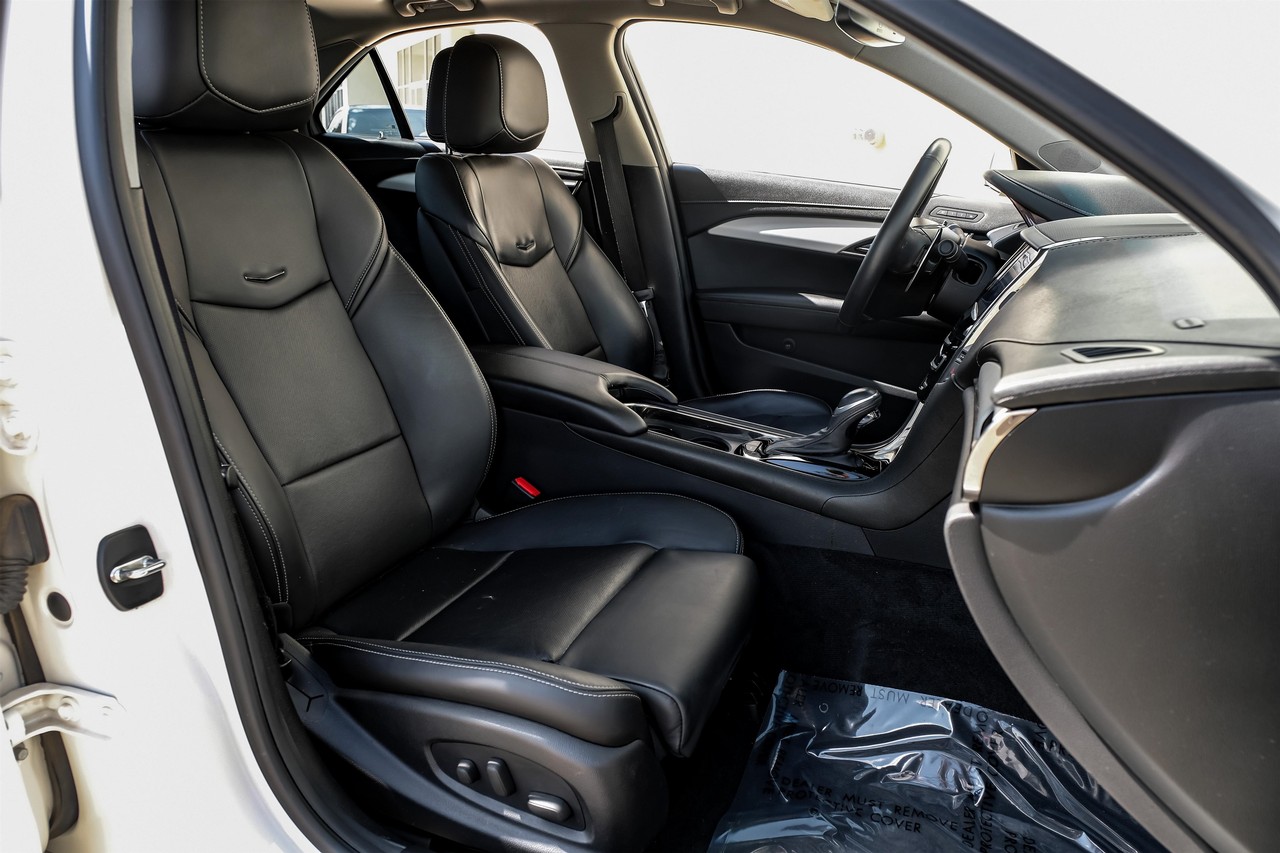 Cadillac ATS Vehicle Main Gallery Image 34