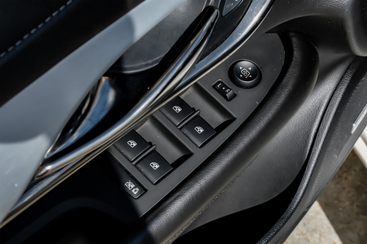Cadillac ATS Vehicle Main Gallery Image 42
