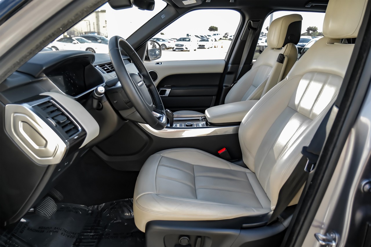Land Rover Range Rover Sport Vehicle Main Gallery Image 04