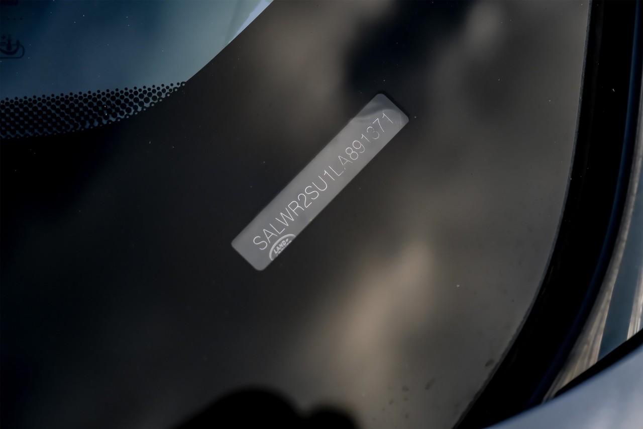 Land Rover Range Rover Sport Vehicle Main Gallery Image 44