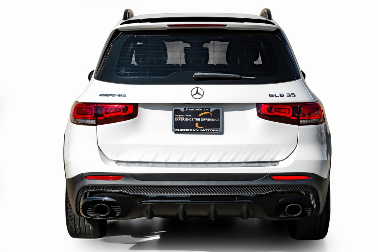 Mercedes-Benz GLB Vehicle Main Gallery Image 10