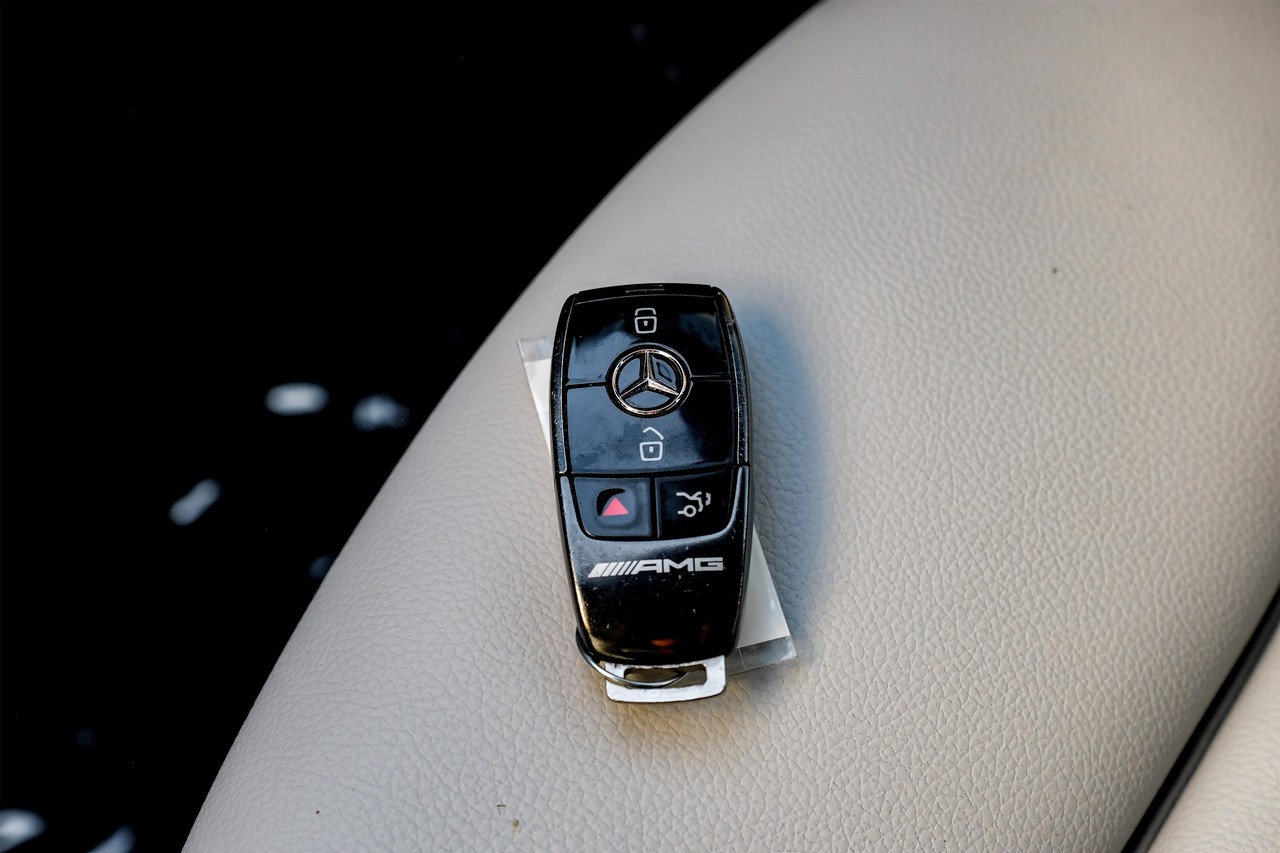Mercedes-Benz GLB Vehicle Main Gallery Image 49