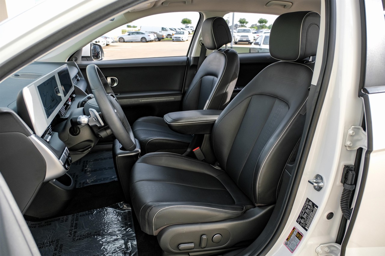 Hyundai IONIQ 5 Vehicle Main Gallery Image 30